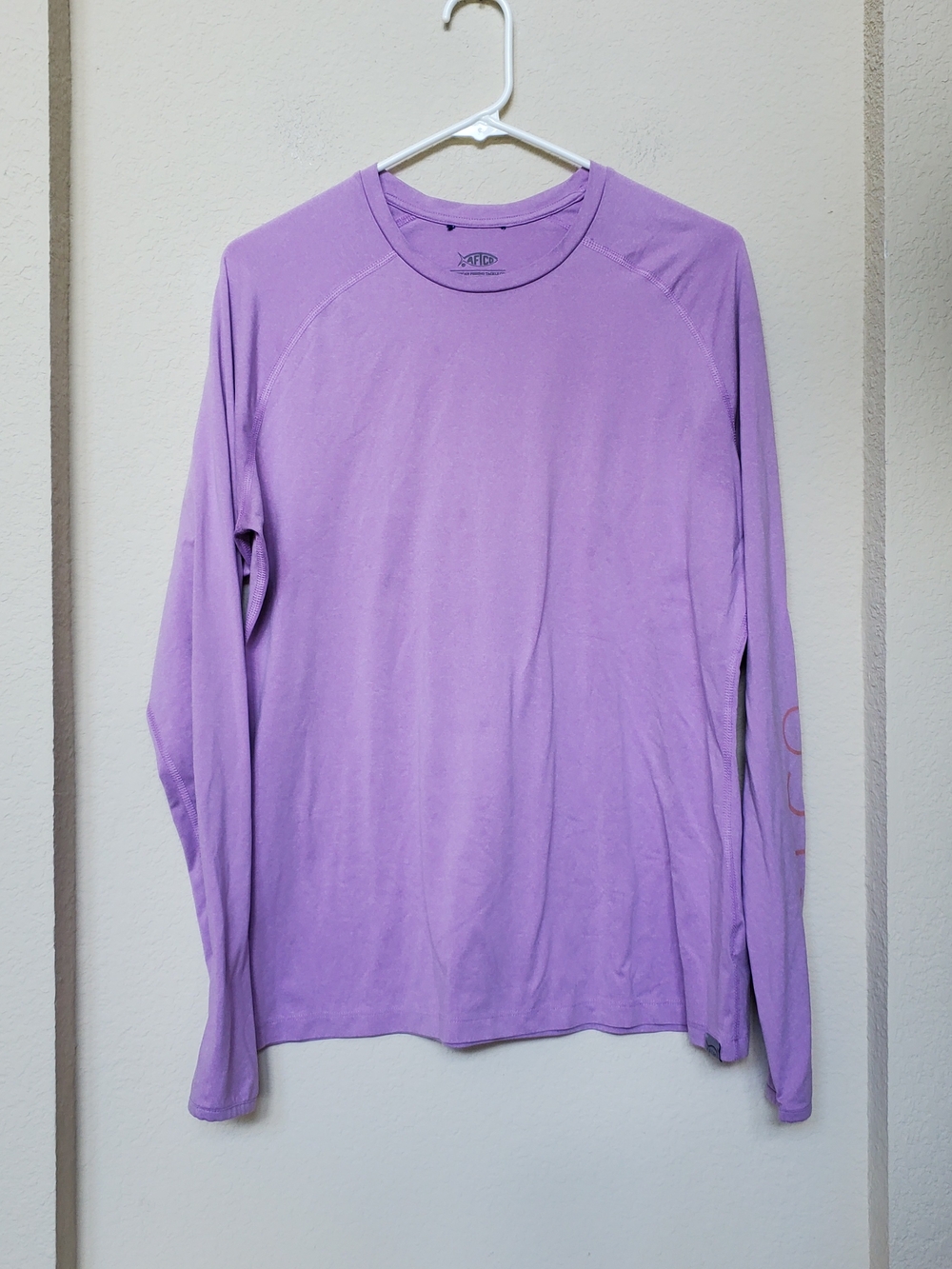 AFTCO Lavender Long-Sleeve Performance Tee. Size Large